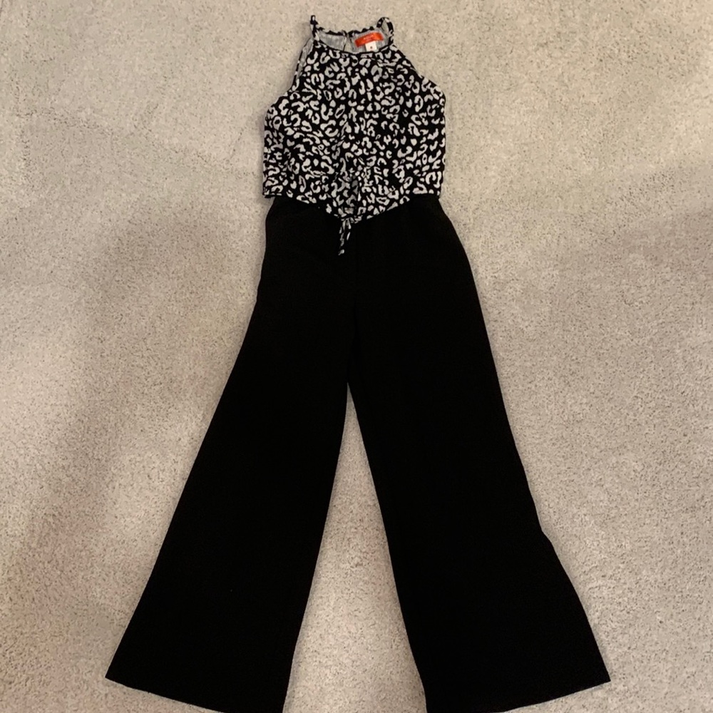 Aqua girls black and white Body length Jump Suit